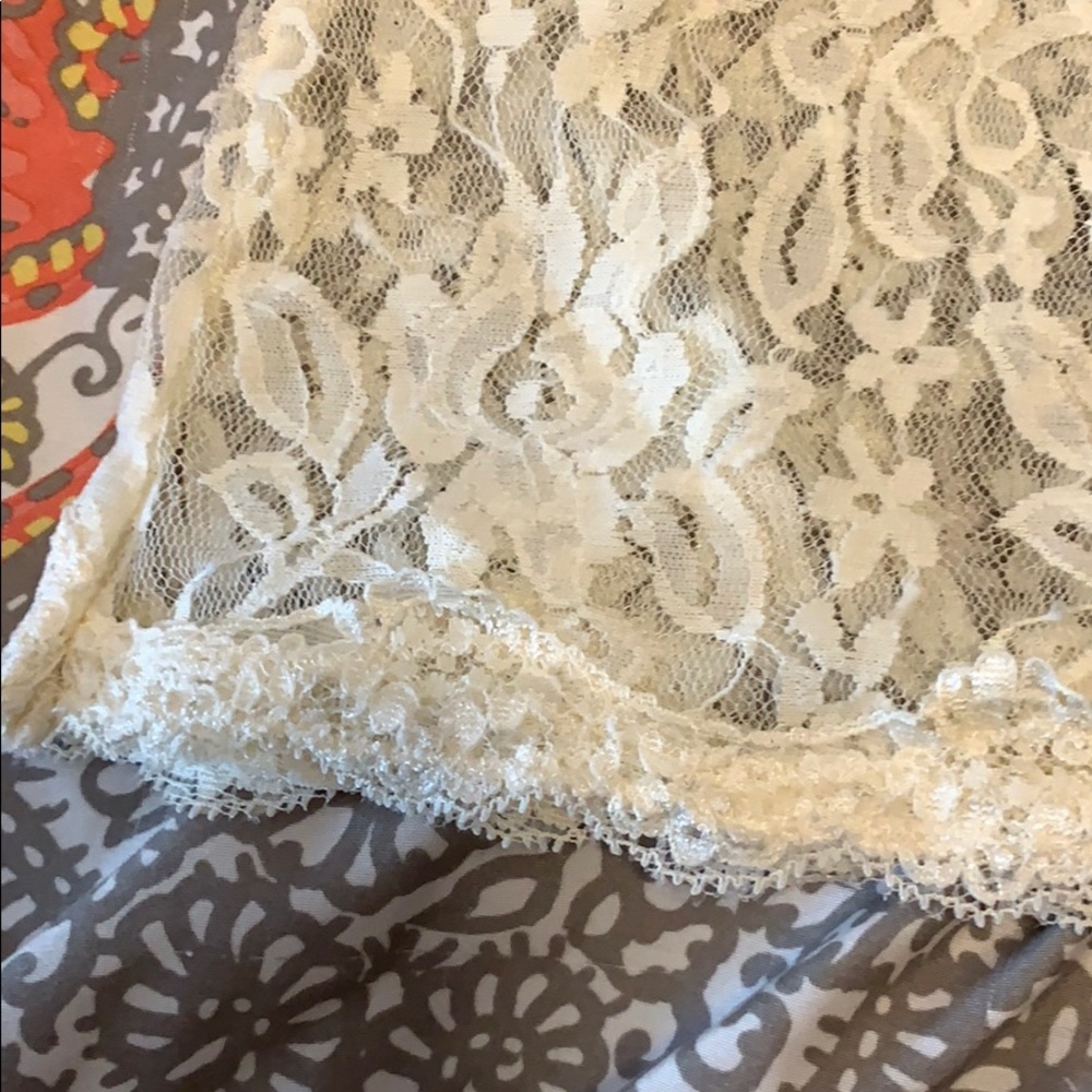 Express Lace Top - Picture 4 of 5
